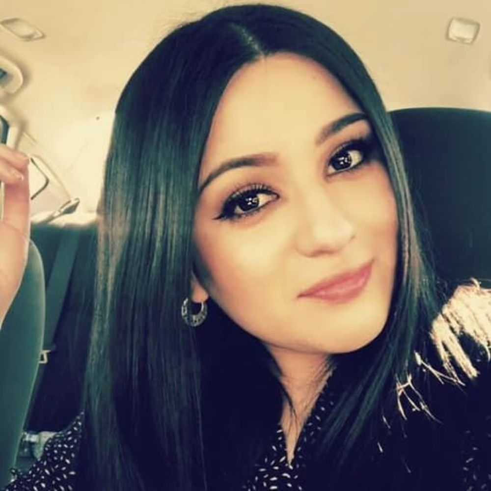 Meet your Posher, Myriam